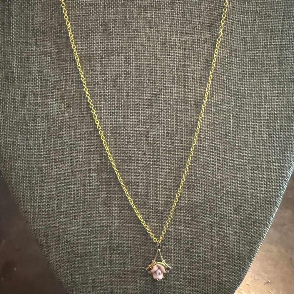 Gold chain & Pink porcelain flower necklace